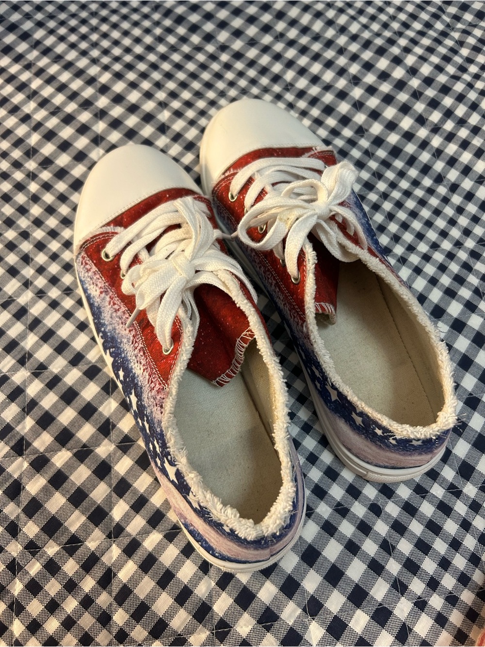 Women’s Patriotic Casual Lace-Up Sneakers in Red, White & Blue